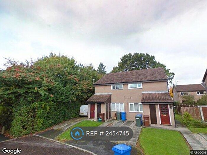 Studio To Rent In Oak Croft, Clayton-Le-Woods, Chorley, PR6