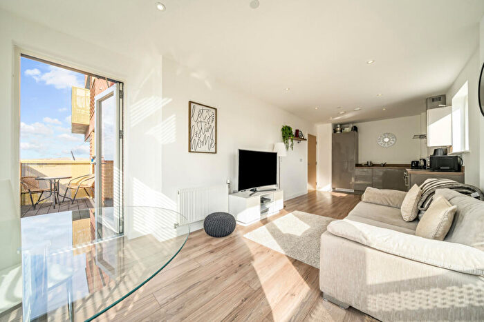 2 Bedroom Apartment For Sale In Erith High Street, Erith, DA8