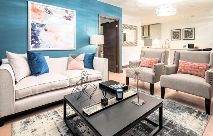 2 Bedroom Apartment For Sale In Claremont Avenue, New Malden, KT3