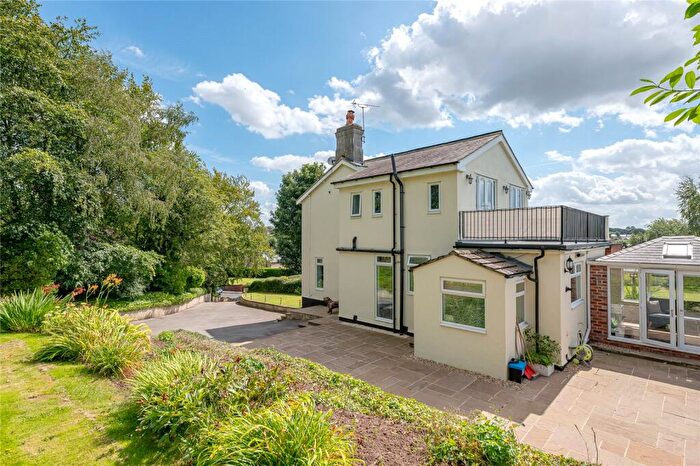 3 Bedroom Semi-Detached House For Sale In Station Cottages, Station Lane, Thorner, LS14