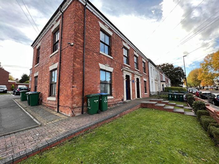 3 Bedroom Apartment To Rent In Flat, Allesley Old Road, Coventry, CV5