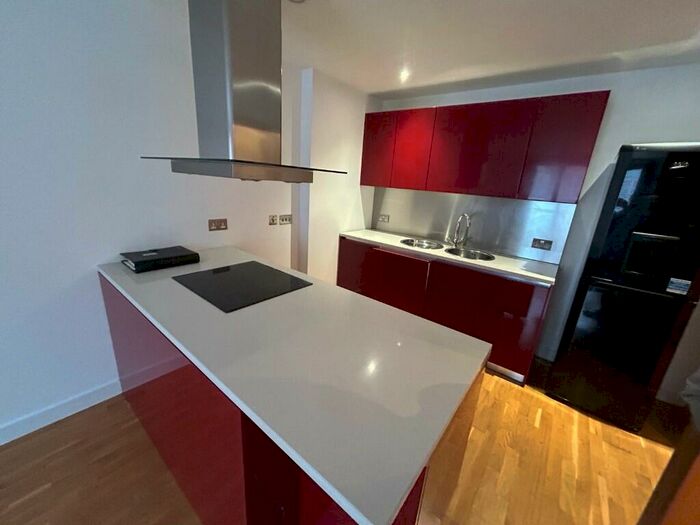 2 Bedroom Apartment To Rent In Vantage Quay, Brewer Street, Manchester, Greater Manchester, M1
