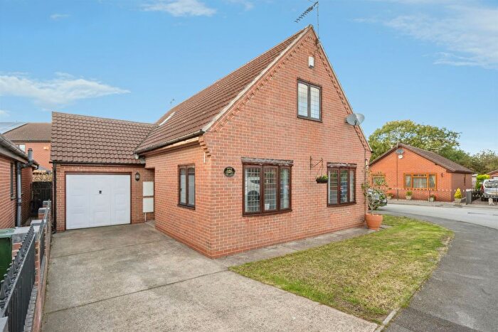 3 Bedroom Detached House For Sale In The Croft, Thorne, Doncaster, DN8