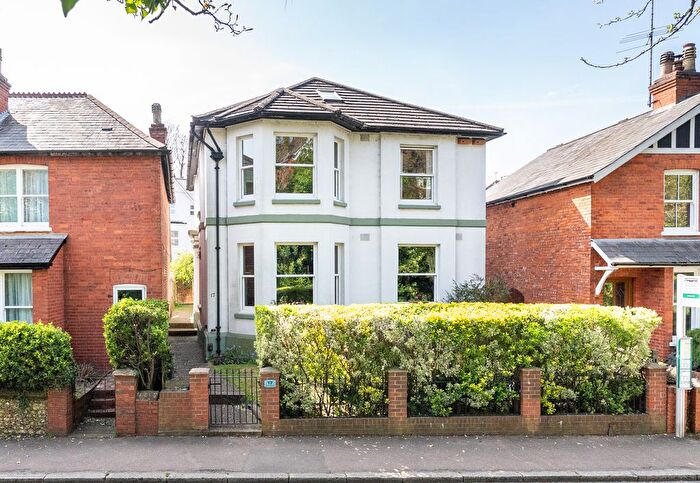 4 Bedroom Detached House For Sale In Horsham Road, Dorking, RH4