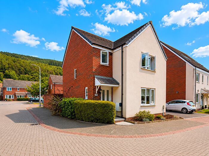 3 Bedroom Detached House For Sale In Trem Y Mynydd, Mountain Ash, Rhondda Cynon Taf, CF45