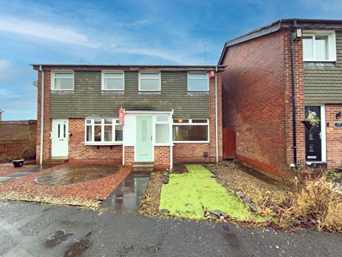 3 Bedroom Semi Detached House For Sale In Oxford Avenue, Cramlington, Northumberland, NE23