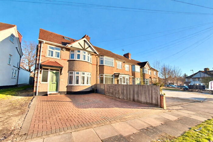 4 Bedroom End Of Terrace House For Sale In Adderley Road, Harrow, HA3