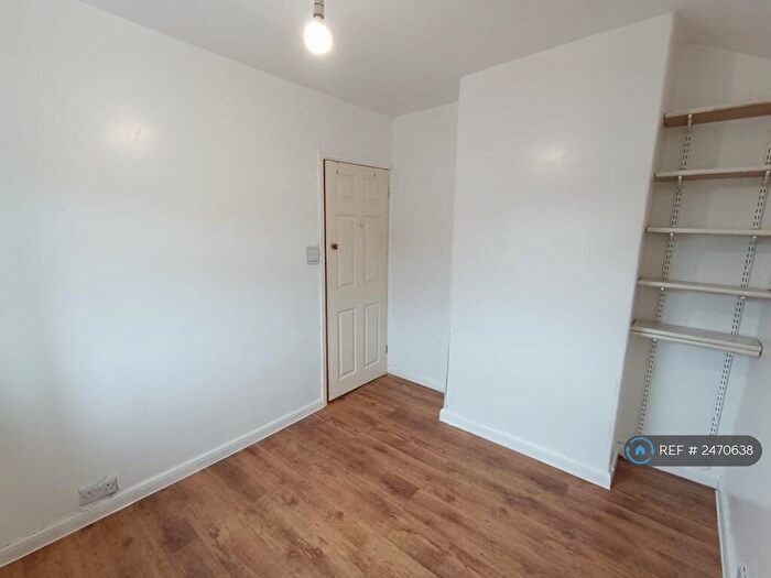 2 Bedroom End Of Terrace House To Rent In Pelham Street, Ashton-Under-Lyne, OL7