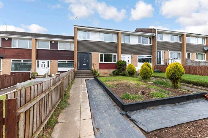 3 Bedroom Terraced House For Sale In Hillend Crescent, Clarkston, Glasgow, East Renfrewshire, G76