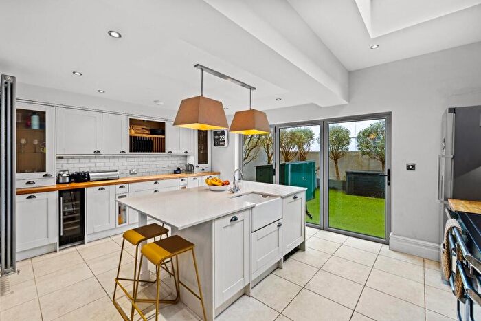 5 Bedroom End Of Terrace House For Sale In Sackville Road, Hove, BN3