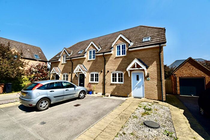 2 Bedroom End Of Terrace House To Rent In Ashby Street, Corby, Northamptonshire, NN17