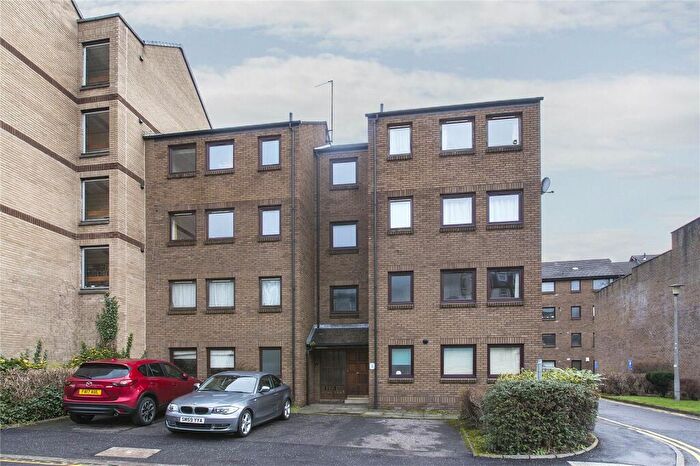 1 Bedroom Flat To Rent In Cowan's Close, Newington, Edinburgh, EH8
