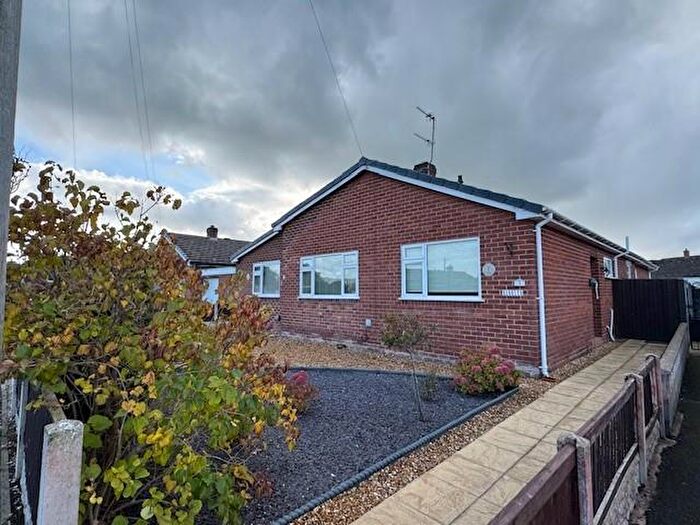 3 Bedroom Detached Bungalow To Rent In Dalar Wen, Denbigh, LL16
