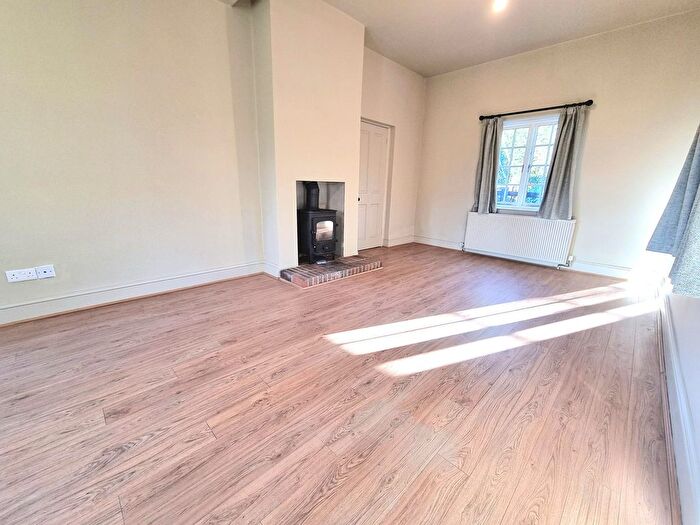 2 Bedroom Bungalow To Rent In Bramshaw, Lyndhurst, SO43
