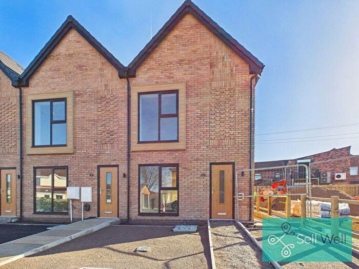 2 Bedroom Town House For Sale In The Cottons St. Johns Road Worsley Manchester, M28