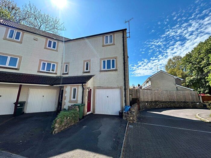 3 Bedroom Terraced House For Sale In Shepton Mallet, BA4