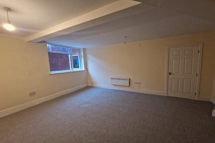 1 Bedroom Flat To Rent In Norfolk Street, Worksop, S80