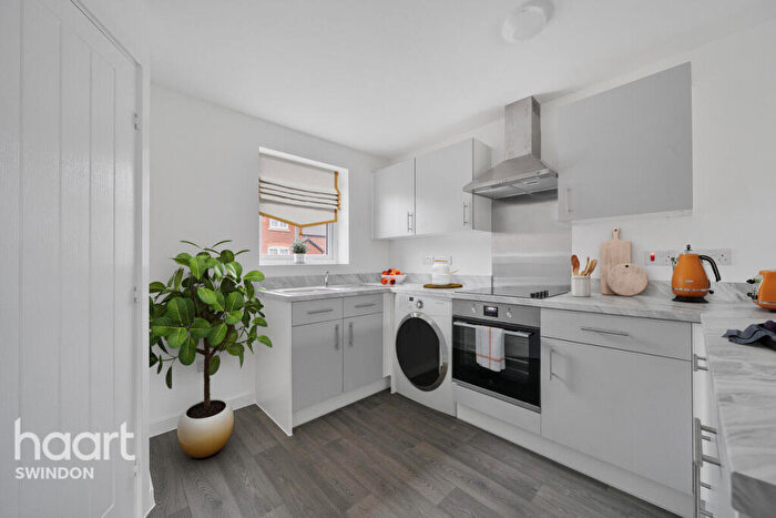 2 Bedroom Terraced House For Sale In Cherryblossom Square, Gloucester, GL3