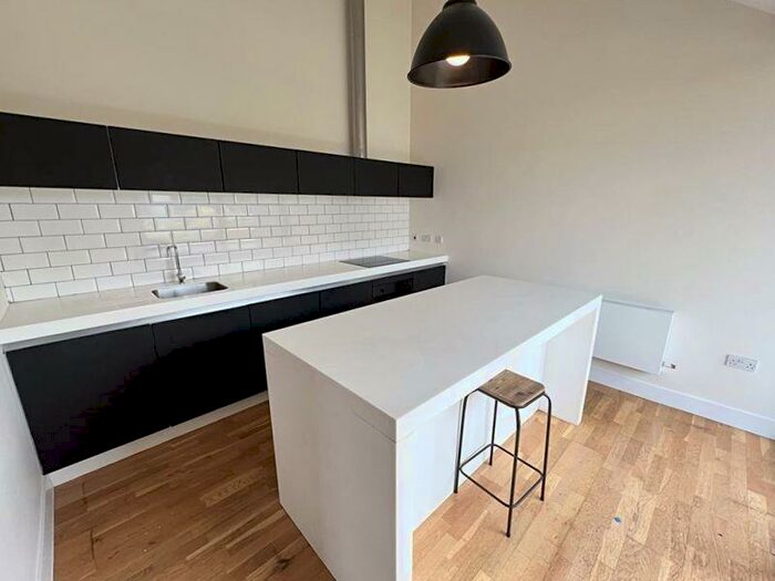 2 Bedroom Terraced House To Rent In Jubilee Street, Salford, M6