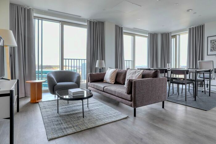 2 Bedroom Flat To Rent In Stratford, London, E20