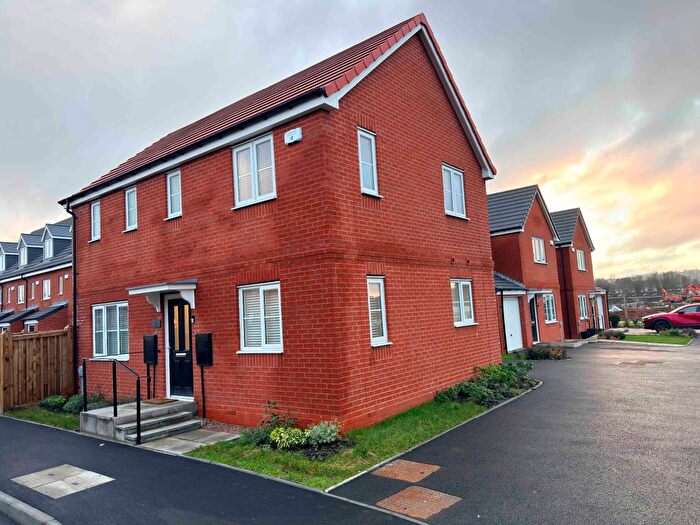 3 Bedroom Detached House To Rent In Sundowner Grove, Tipton, DY4