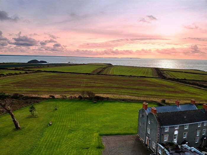 3 Bedroom Apartment For Sale In Flat Llanunwas, Solva, Haverfordwest, SA62