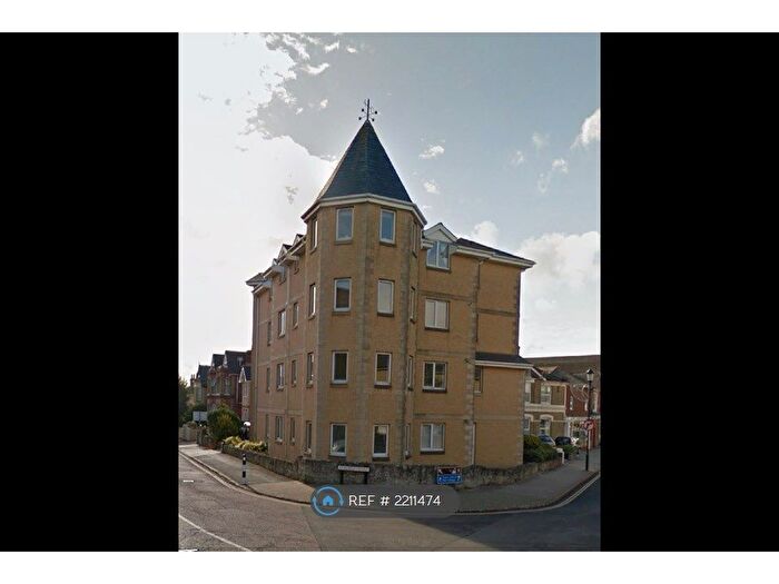 2 Bedroom Flat To Rent In Atherley Court, Shanklin, PO37
