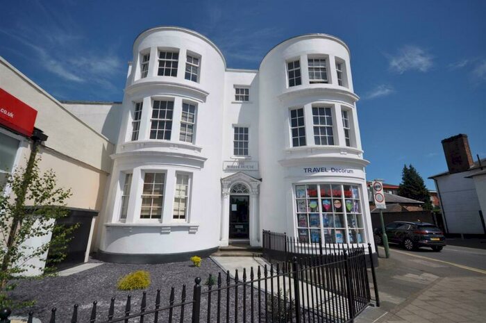 1 Bedroom Apartment To Rent In Marlowes, Hemel Hempstead, HP1