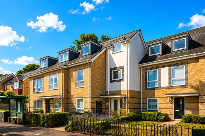 1 Bedroom Apartment For Sale In Ware Road, Hertford, SG13