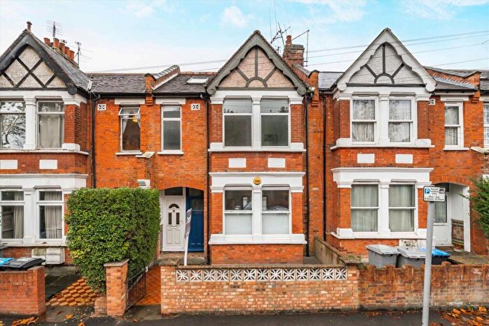 2 Bedroom Flat For Sale In St. Marys Road, Harlesden, NW10