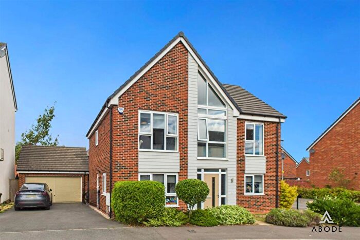4 Bedroom Detached House For Sale In Rowan Drive, Branston, Burton-On-Trent, DE14