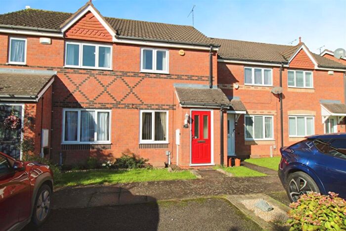 2 Bedroom Terraced House For Sale In Thomson Close, Rugby, CV21