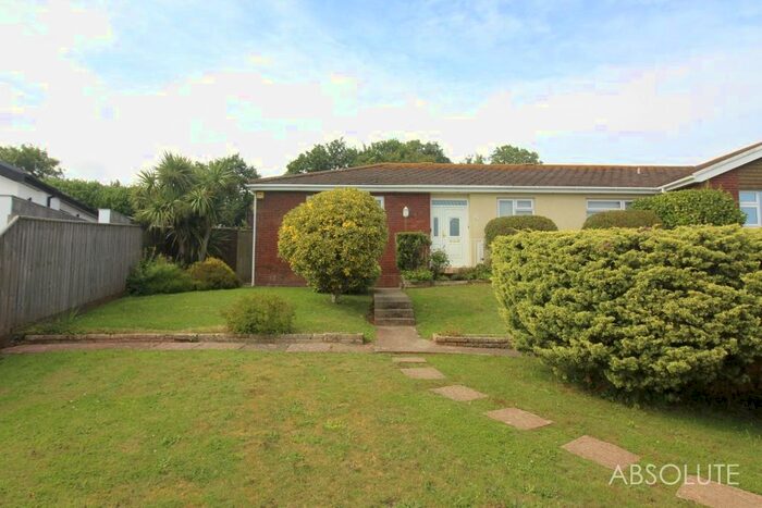 3 Bedroom Bungalow To Rent In Barradon Close, Torquay, Devon, TQ2