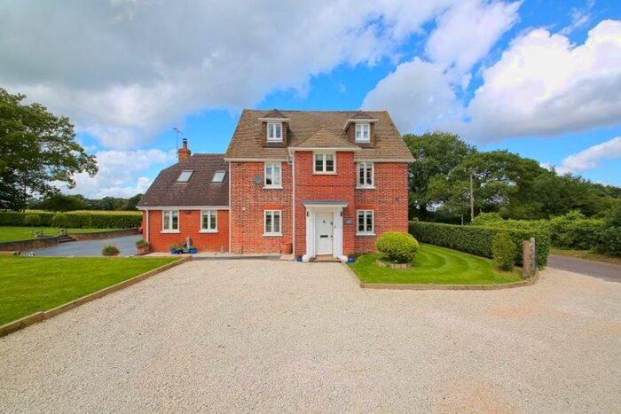 5 Bedroom Detached House To Rent In Fackenden Lane, Shoreham TN14