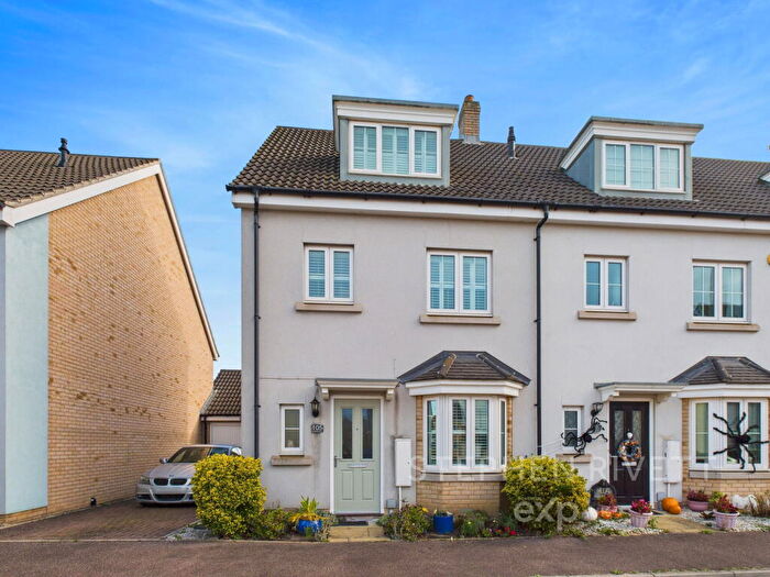 4 Bedroom End Of Terrace House For Sale In Osprey Drive, Stowmarket, IP14