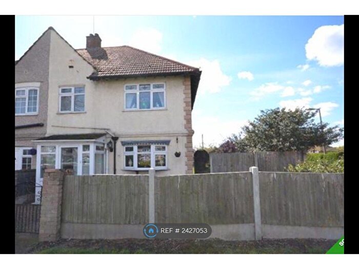 3 Bedroom Semi-Detached House To Rent In Spencer Walk, Tilbury, RM18