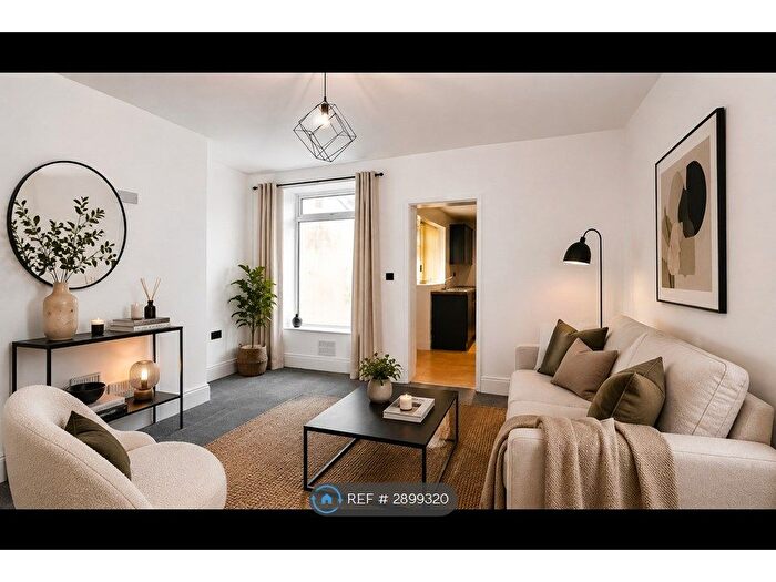 3 Bedroom Terraced House To Rent In King St, Newton-Le-Willows, WA12