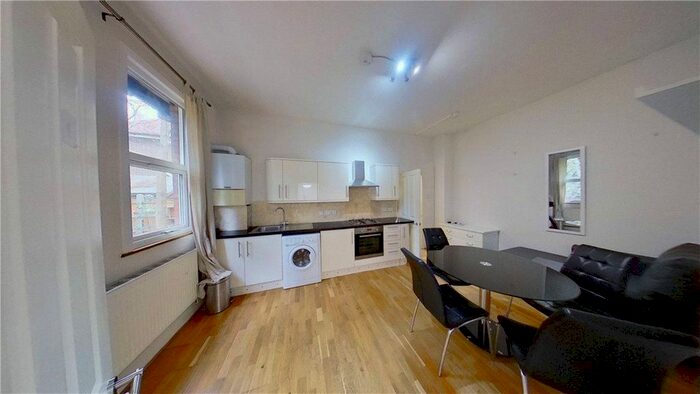 1 Bedroom Flat To Rent In Aldrington Road, Streatham, London, SW16