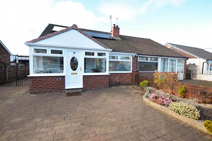 4 Bedroom Semi-Detached Bungalow For Sale In Hardfield Road, Middleton, Manchester, M24