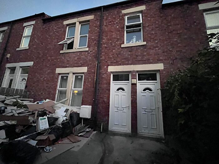 2 Bedroom Flat To Rent In Denwick Avenue, Newcastle Upon Tyne, NE15