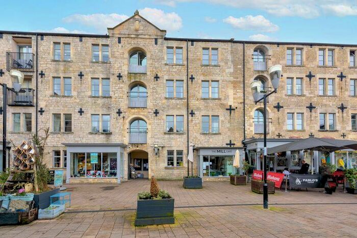 2 Bedroom Apartment To Rent In Lamb Yard, Bradford On Avon, BA15