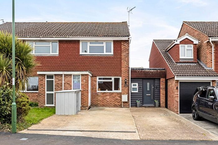 2 Bedroom Semi-Detached House For Sale In Goosegreen Close, Horsham, RH12