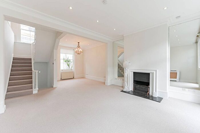 5 Bedroom Property To Rent In Gertrude Street, Chelsea, London, SW10