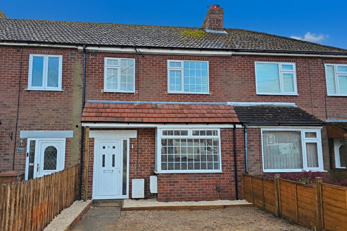 3 Bedroom Terraced House For Sale In The Crescent, Andover, SP10
