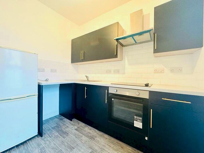 Studio To Rent In Station Road, Beeston, Nottingham, NG9