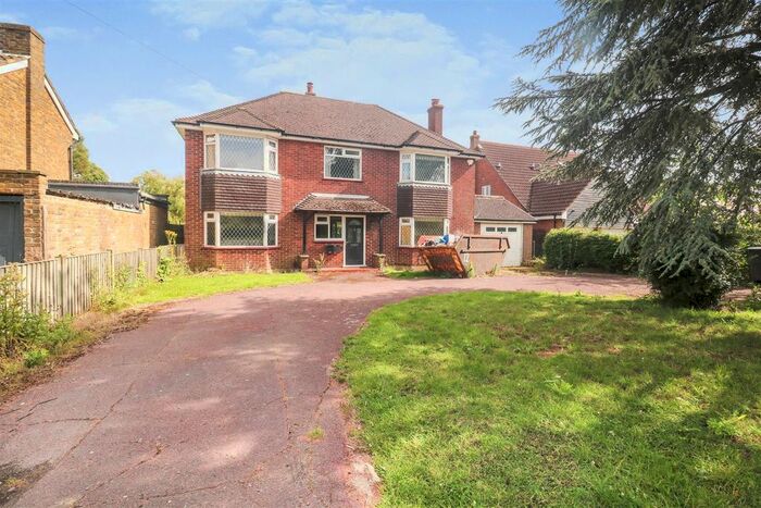 4 Bedroom Detached House For Sale In Hastingwood Road, Hastingwood, Harlow, CM17