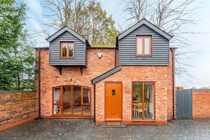 2 Bedroom Coach House For Sale In Station Drive, Hagley, Stourbridge, DY9