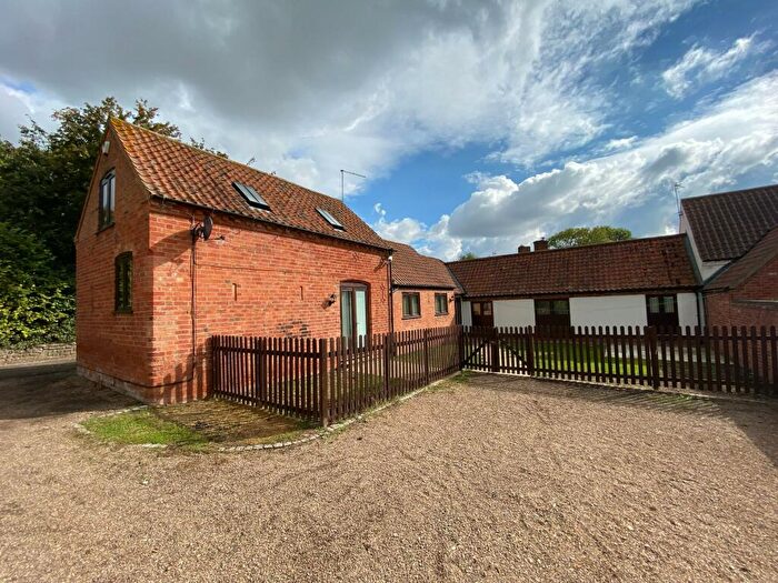 2 Bedroom Barn To Rent In Car Colston Road, Screveton, Bingham, NG13