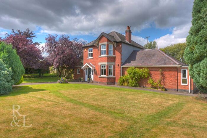 4 Bedroom Detached House For Sale In Beech House, Boundary, DE11