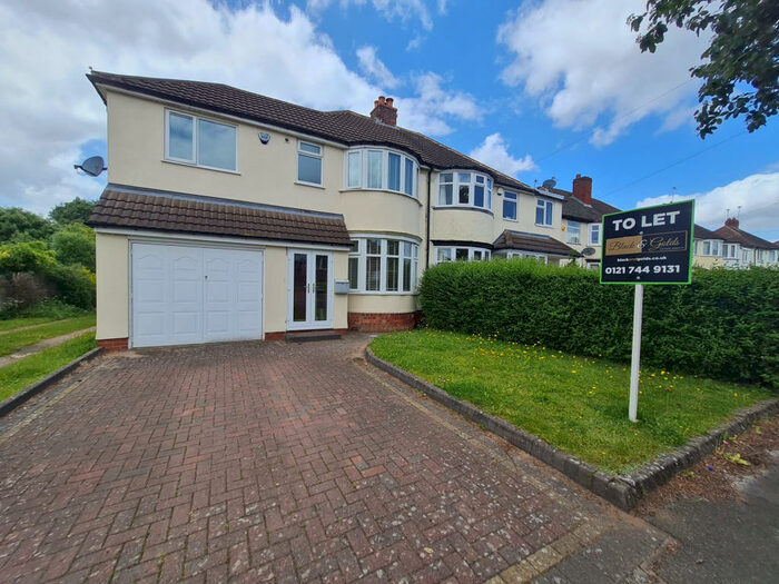 4 Bedroom Semi-Detached House To Rent In Dunard Road, Shirley, B90